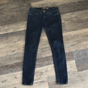 Paige Premium Denium Size 28 skinny jeggings